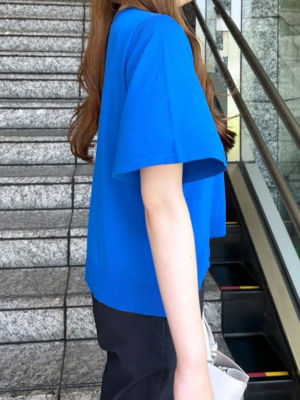 Risaさんの「OPAQUE.CLIP｜麻混ハイストレッチイージースティックパンツ【洗濯機洗い可】」を使ったコーディネート