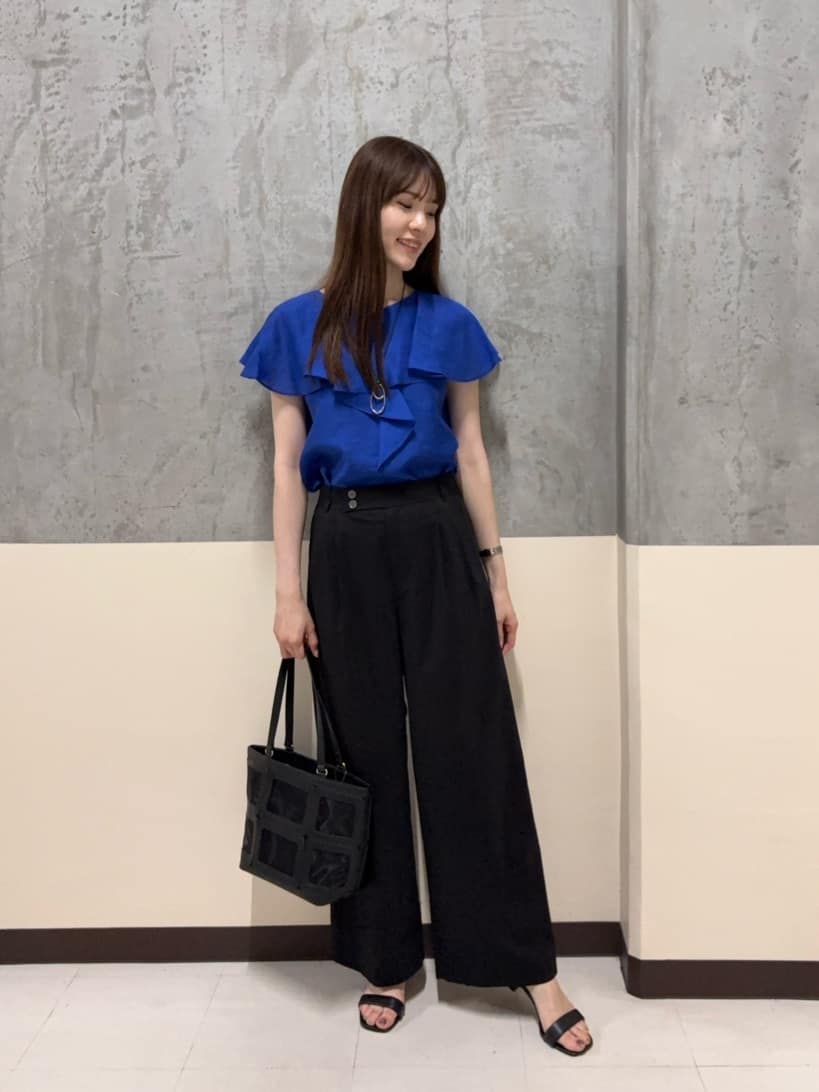 mayuさんの「UNTITLED｜【きれいめ/洗える/フリル】ラッフルシアーブラウス」を使ったコーディネート