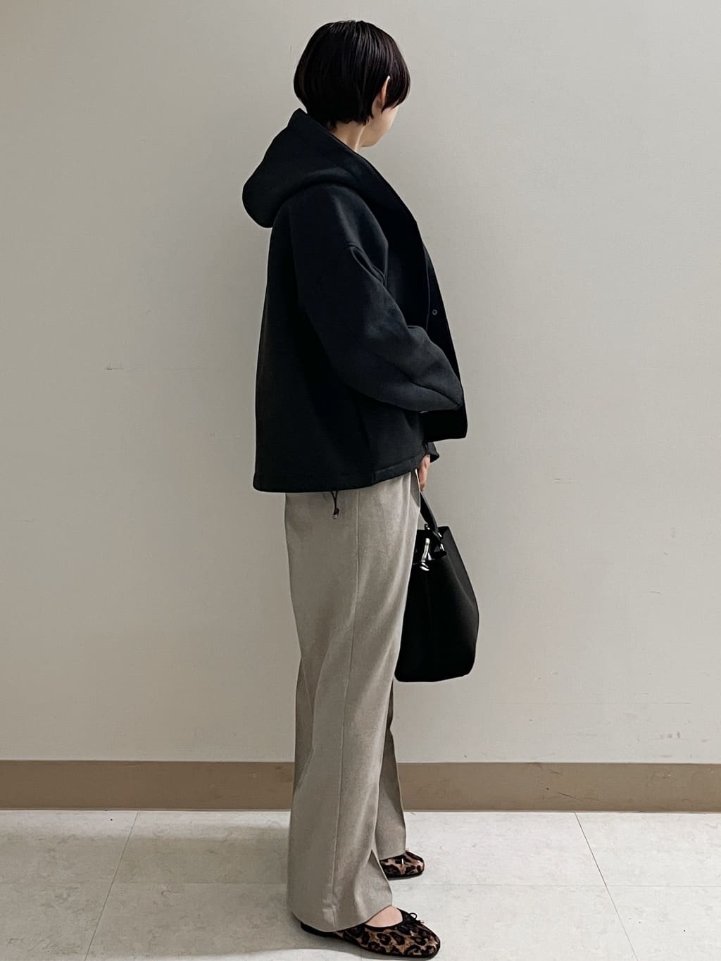 あかねさんの「OPAQUE.CLIP｜ロングロゴTシャツ【洗濯機OK】」を使ったコーディネート