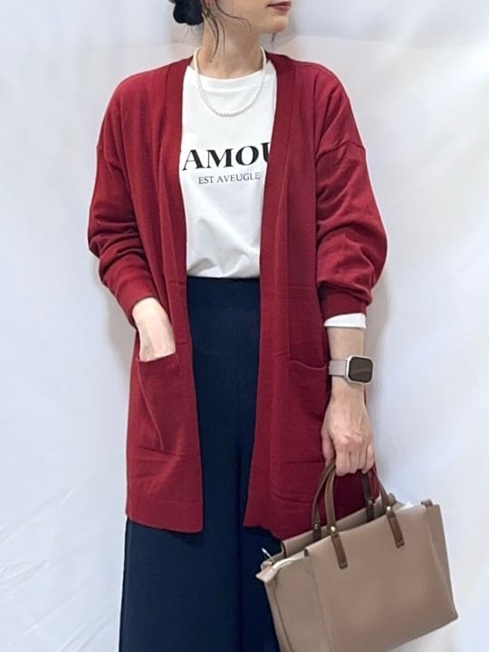 𝐇𝐢𝐫𝐨𝐦𝐢さんの「SHOO･LA･RUE｜グラフィックアソート ベーシックロンT」を使ったコーディネート