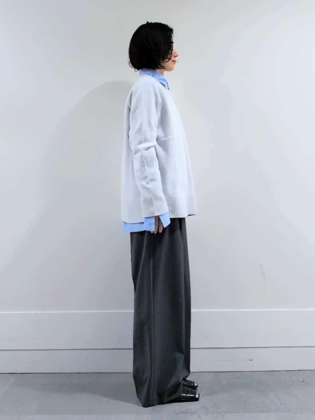 ミズタさんの「UNTITLED｜【重ね着もおすすめ/洗える】ウールカシミヤ クルーネックニット」を使ったコーディネート