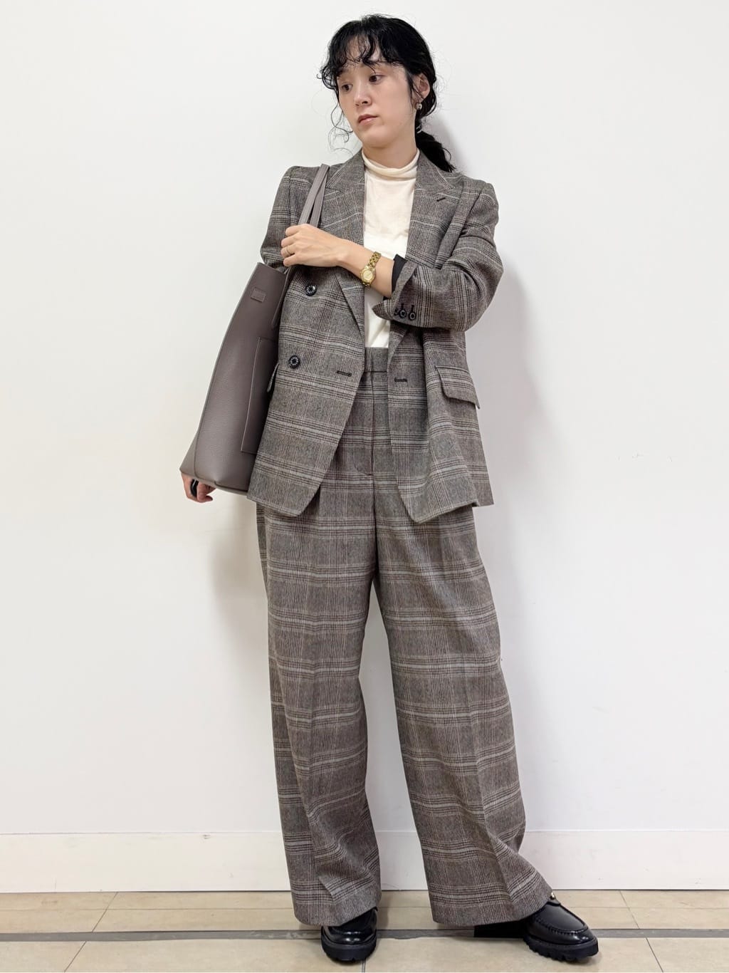 YOKOTAさんの「DRESSTERIOR｜◆サキソニーグレンチェックジャケット」を使ったコーディネート