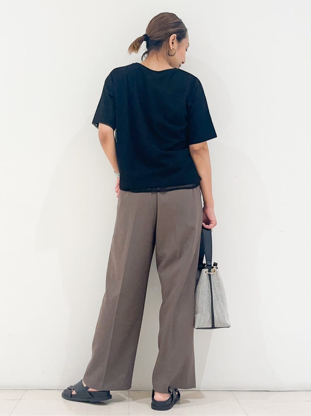 yuuco.さんの「grove｜ラフだけどおしゃれ　チュールレイヤードTシャツ」を使ったコーディネート