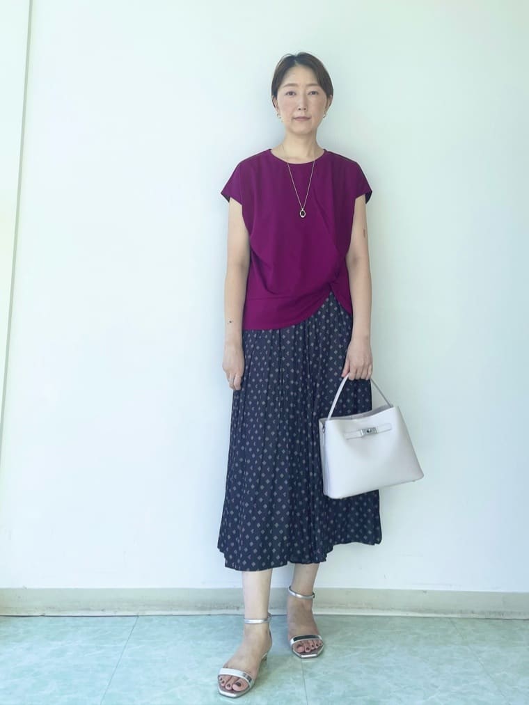 aliceさんの「UNTITLED｜【洗える/Tシャツ】ツイストプルオーバー」を使ったコーディネート