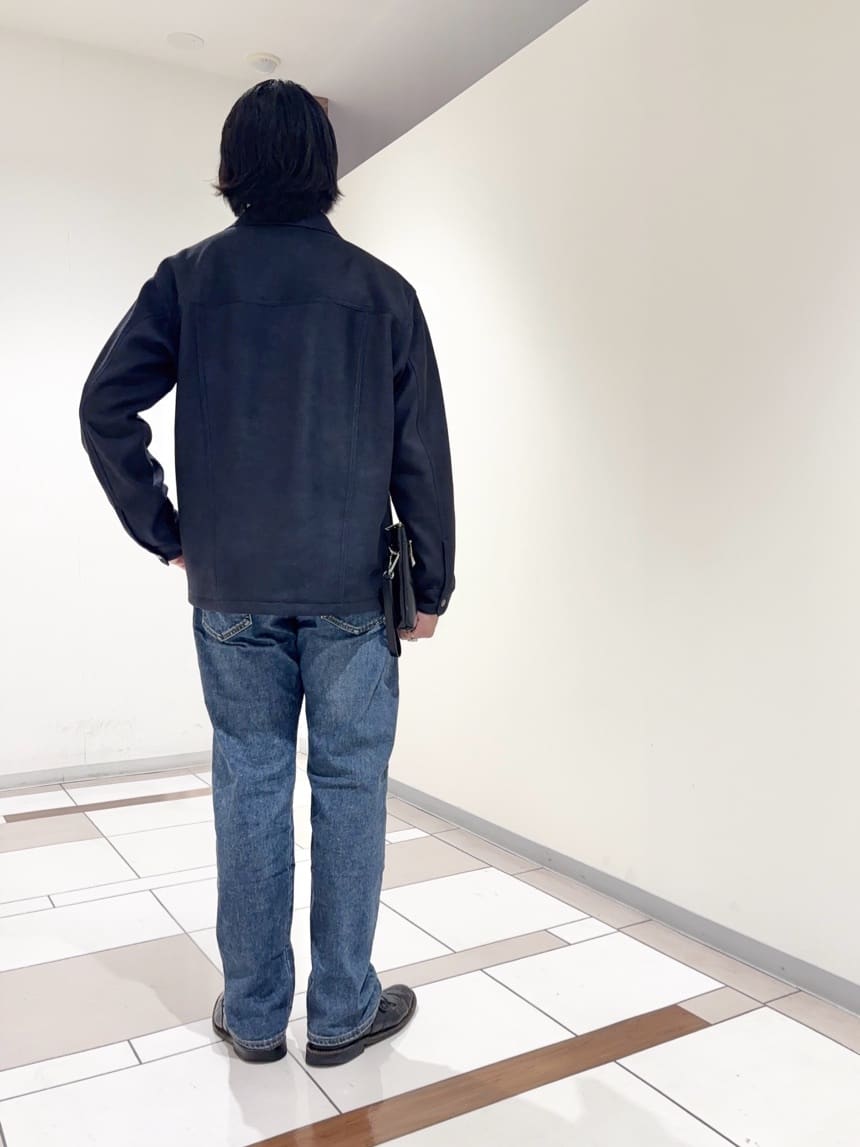 及川さんの「TAKEO KIKUCHI｜【モンスターストレッチ】日本製 ウォッシュド デニムパンツ」を使ったコーディネート