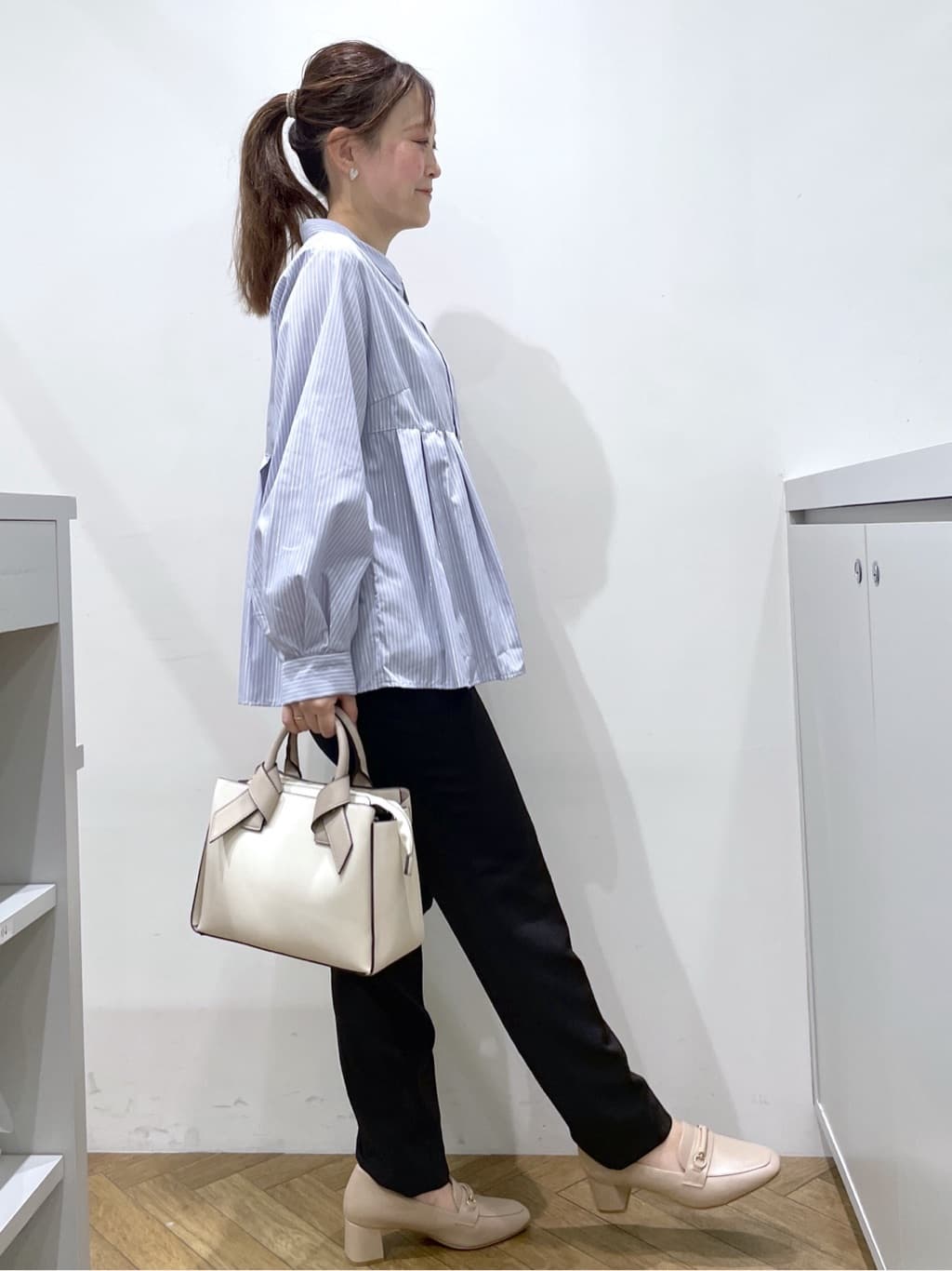 Junさんの「index｜《XS-LLサイズ》ストレッチテーパードパンツ／セットアップ対応【洗濯機洗い可／イージーアイロン／防」を使ったコーディネート