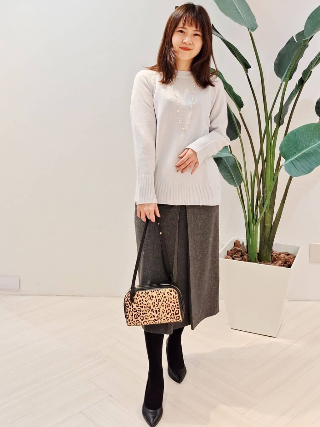 YuKaRiさんの「UNTITLED｜【重ね着もおすすめ/洗える】ウールカシミヤ クルーネックニット」を使ったコーディネート