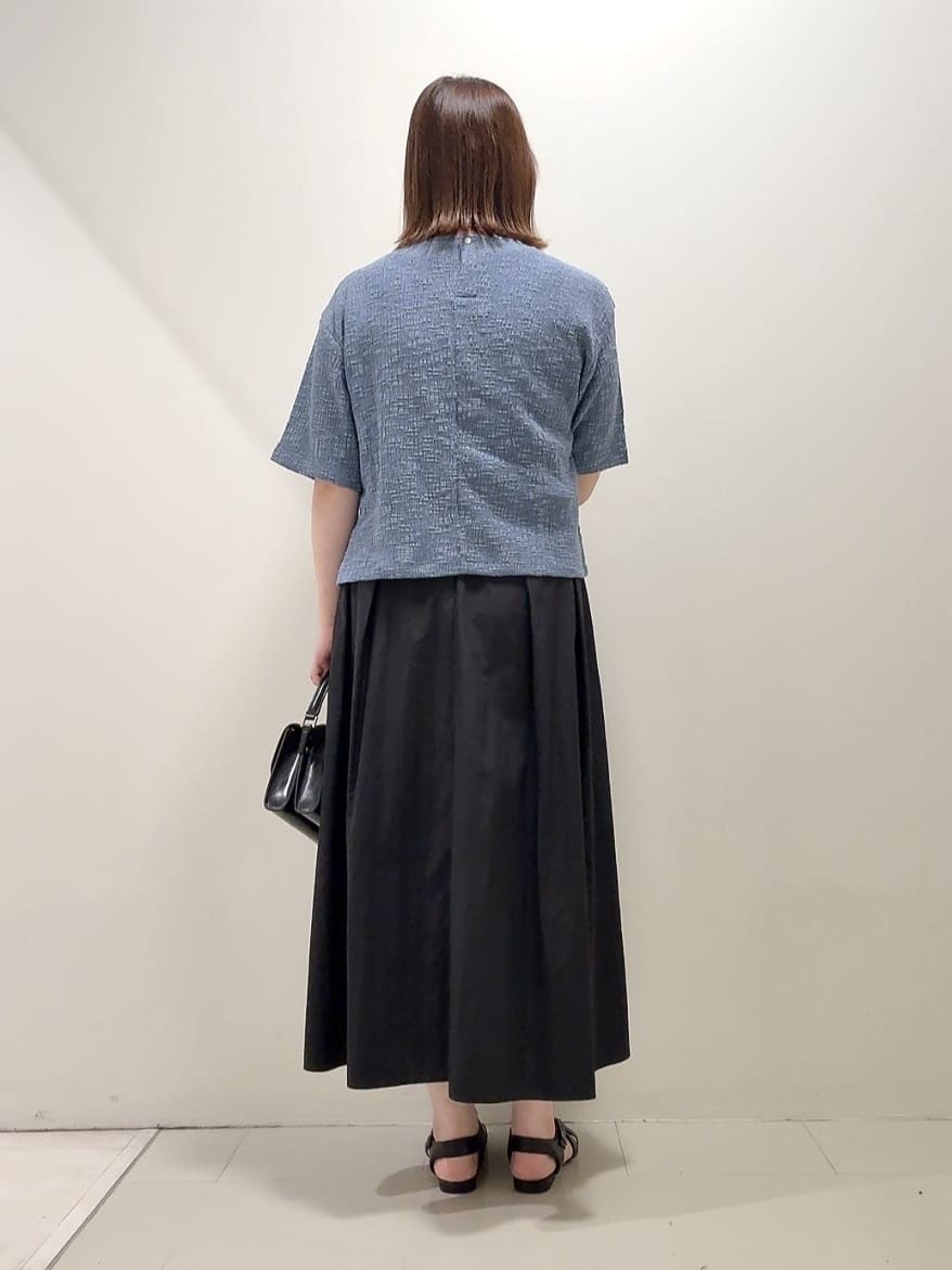 YUIさんの「UNTITLED｜【五分袖/ジャージトップス】スラブカールマイヤープルオーバー」を使ったコーディネート