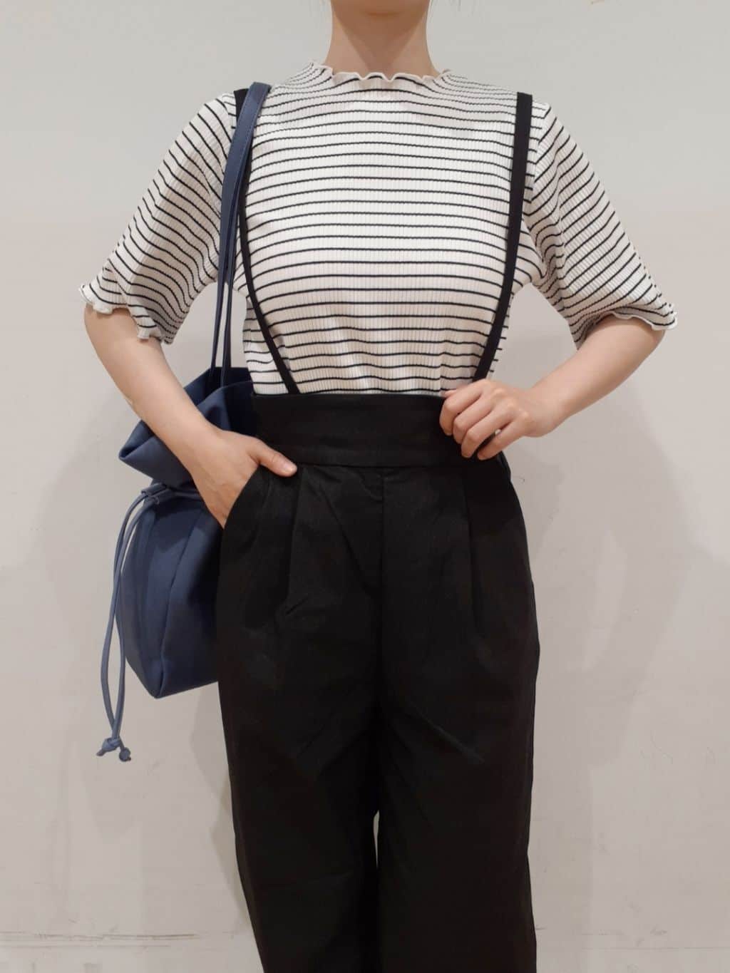 にこさんの「grove｜【2WAY】ハイパーストレッチストラップパンツ」を使ったコーディネート