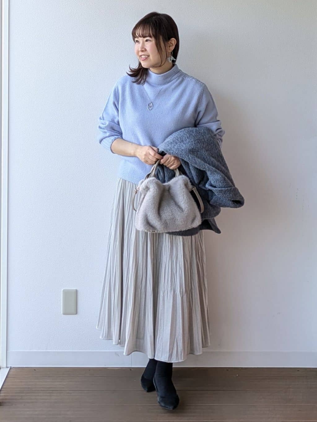 なみきさんの「UNTITLED｜【洗える】スポンディッシュ ボトルネックニット」を使ったコーディネート