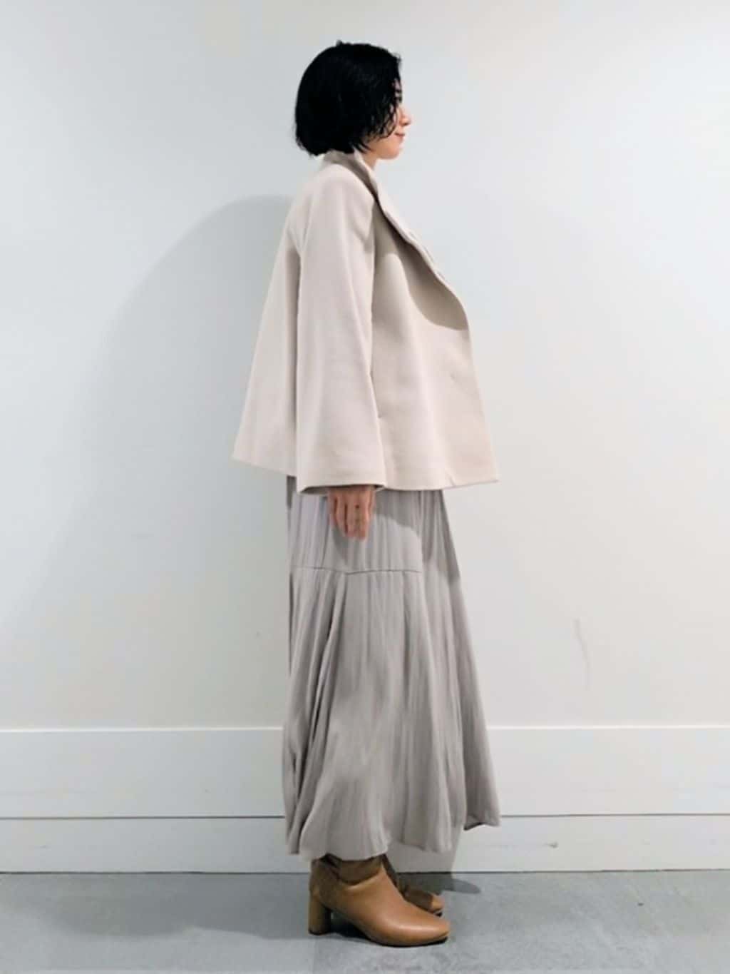ミズタさんの「UNTITLED｜【着回しが効く／オンオフアウター】ウールショートコート」を使ったコーディネート