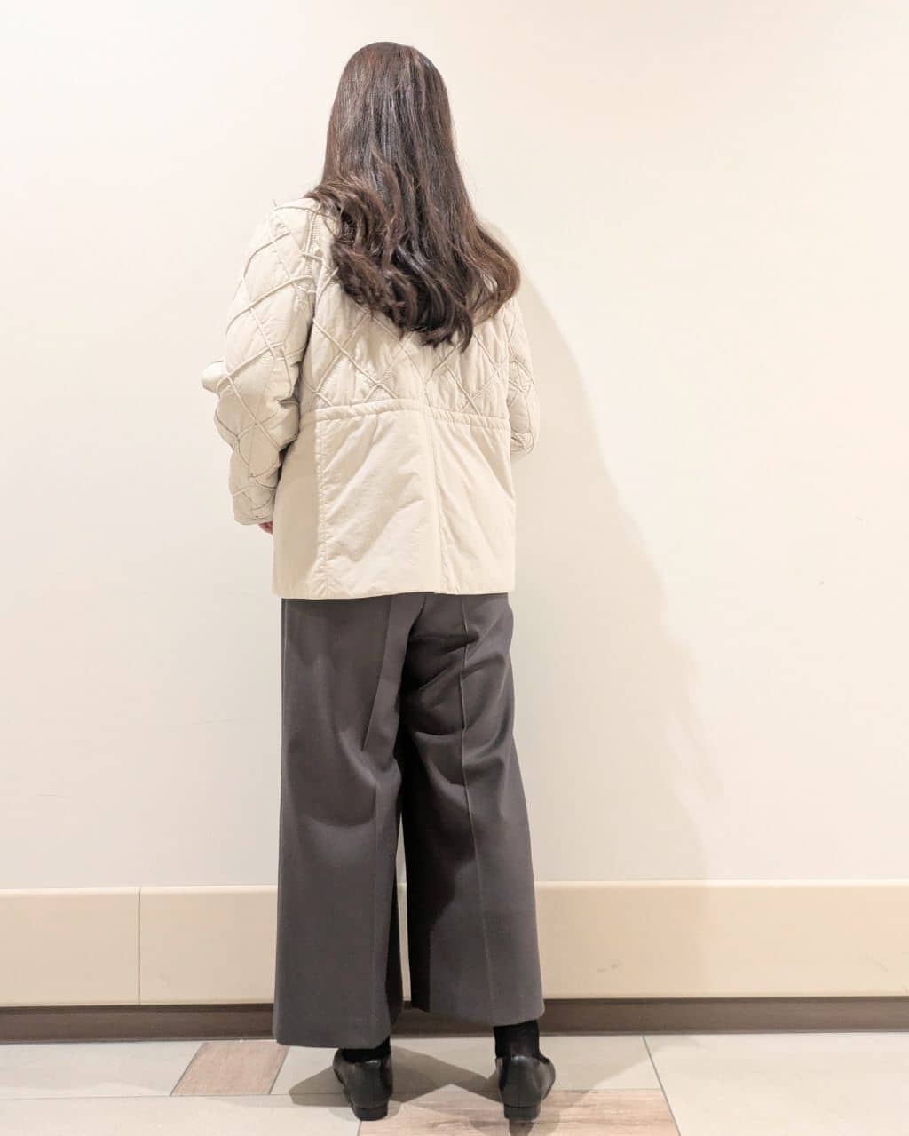 imamiさんの「Reflect｜【気軽な羽織に◎】中綿キルティングショートコート」を使ったコーディネート