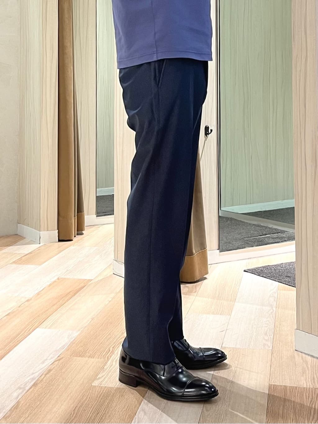 URAさんの「TAKEO KIKUCHI｜カシミヤブレンド ビーバー調ステンカラーコート」を使ったコーディネート