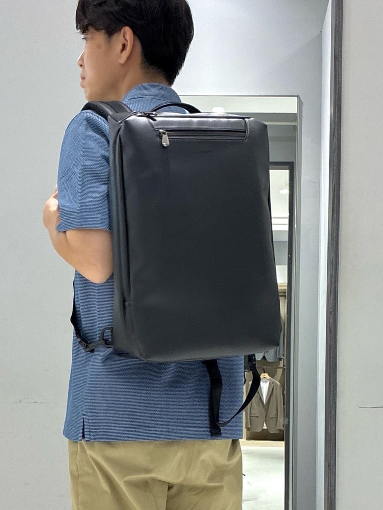 わいずみさんの「TAKEO KIKUCHI｜【抗菌防臭／9色5サイズ展開】ハニカムメランジ ポロシャツ」を使ったコーディネート