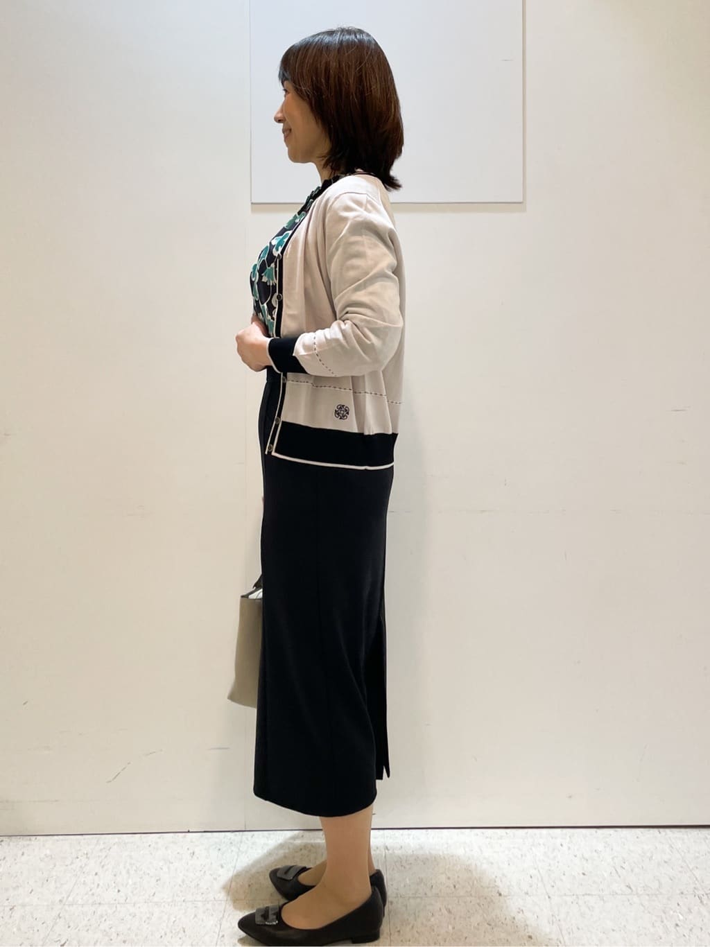 めいさんの「Reflect｜【WEB先行カラーあり／手洗い可／アンサンブル可】バイカラーカーディガン」を使ったコーディネート