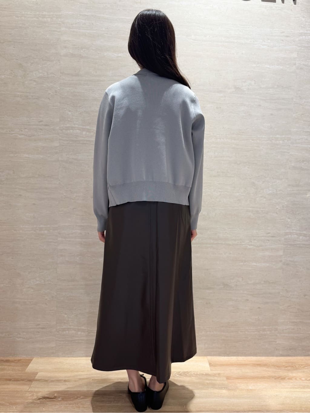 Hinaさんの「OPAQUE.CLIP｜衿付き変形ボタンニットカーディガン【洗濯機OK／抗ピル】」を使ったコーディネート