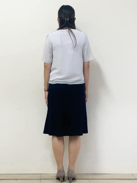 chisaさんの「Reflect｜【一枚着で着映え◎／ジャケットのインナーにも】フロント開きブラウス」を使ったコーディネート