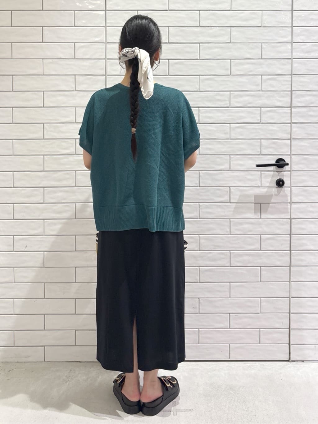 ayumiさんの「OPAQUE.CLIP｜《5色展開／S-LLサイズ》リラクシーメッシュニット【洗濯機洗い可】」を使ったコーディネート