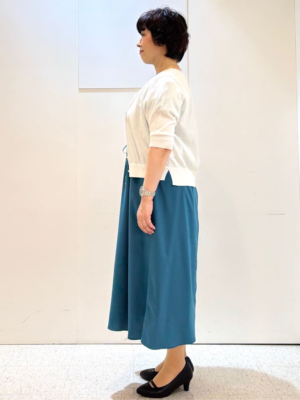 ヤスコさんの「Reflect｜カットワークレーススリーブワンピース」を使ったコーディネート