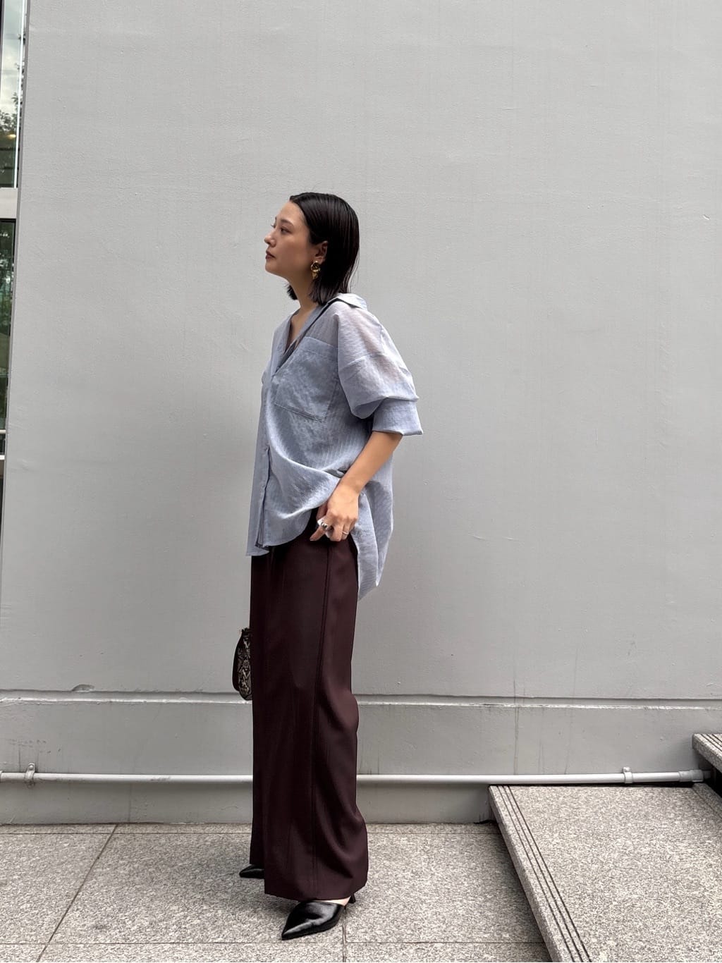 ayanoさんの「INDIVI｜Comfy SET UP｜イージーストレートワイドパンツ【セットアップ対応／通勤/カセット服】」を使ったコーディネート