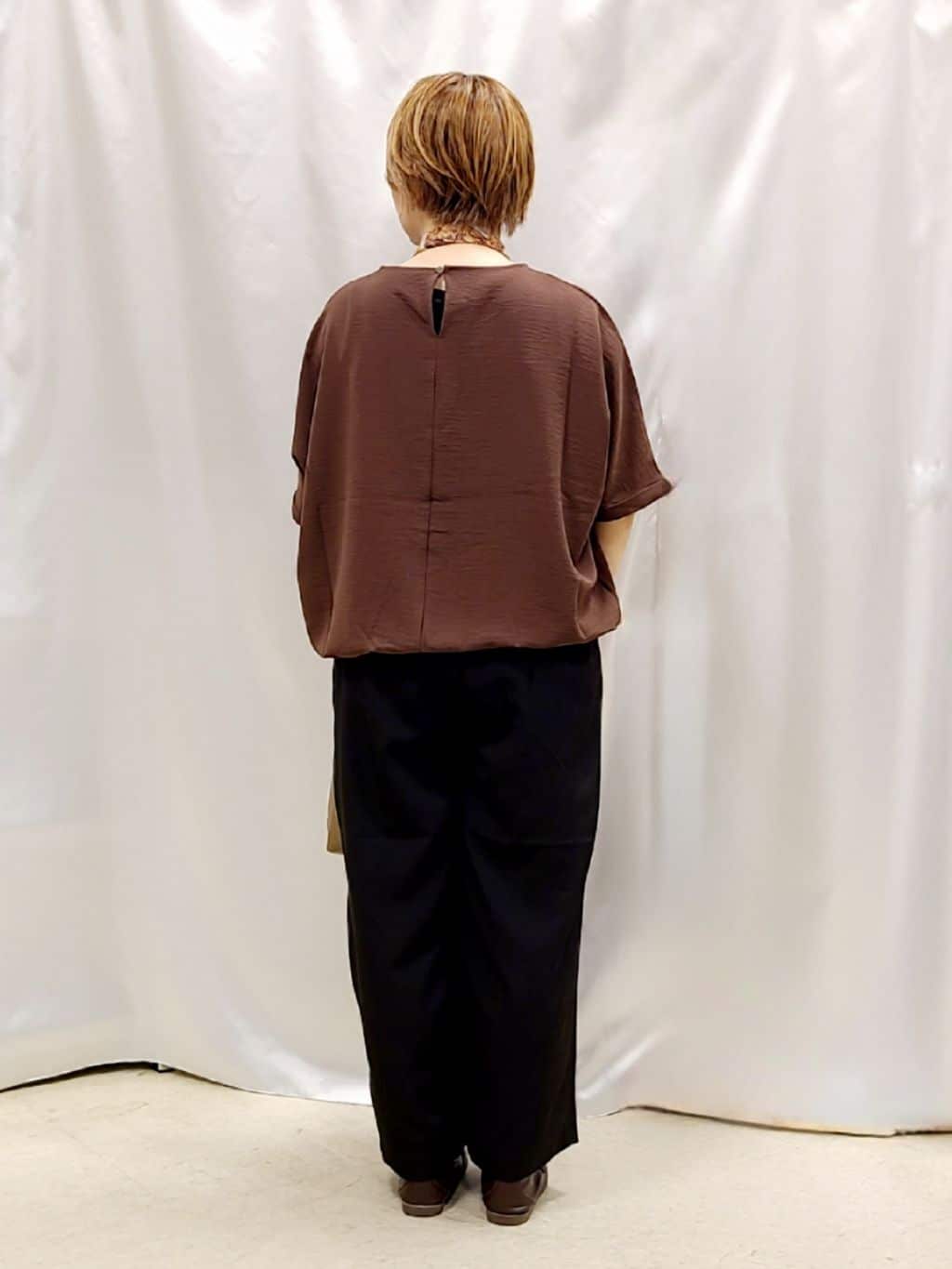 Chiiさんの「SHOO･LA･RUE｜【洗濯後しわになりにくい】さらっとタッチの 5分袖ドルマンブラウス」を使ったコーディネート