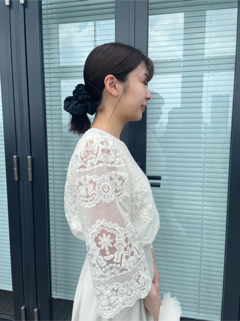abeさんの「Couture brooch｜カットパイピングリボンパンプス」を使ったコーディネート