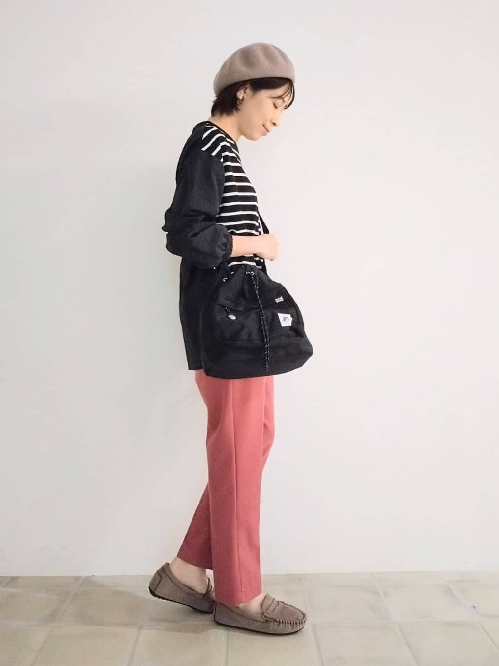 miomioさんの「SHOO･LA･RUE｜【S-LL】インせず決まる 背中タック入り パフ袖トップス」を使ったコーディネート