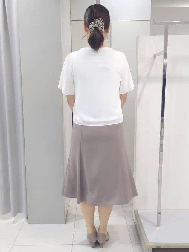 AZUSAさんの「Reflect｜【一枚着で着映え◎／ジャケットのインナーにも】フロント開きブラウス」を使ったコーディネート