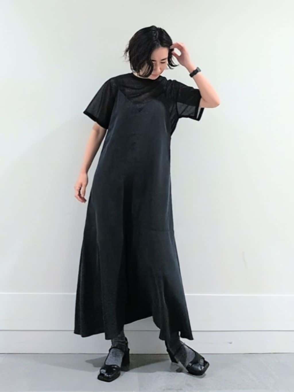 ミズタさんの「UNTITLED｜【洗える】ラメシアーTシャツ」を使ったコーディネート