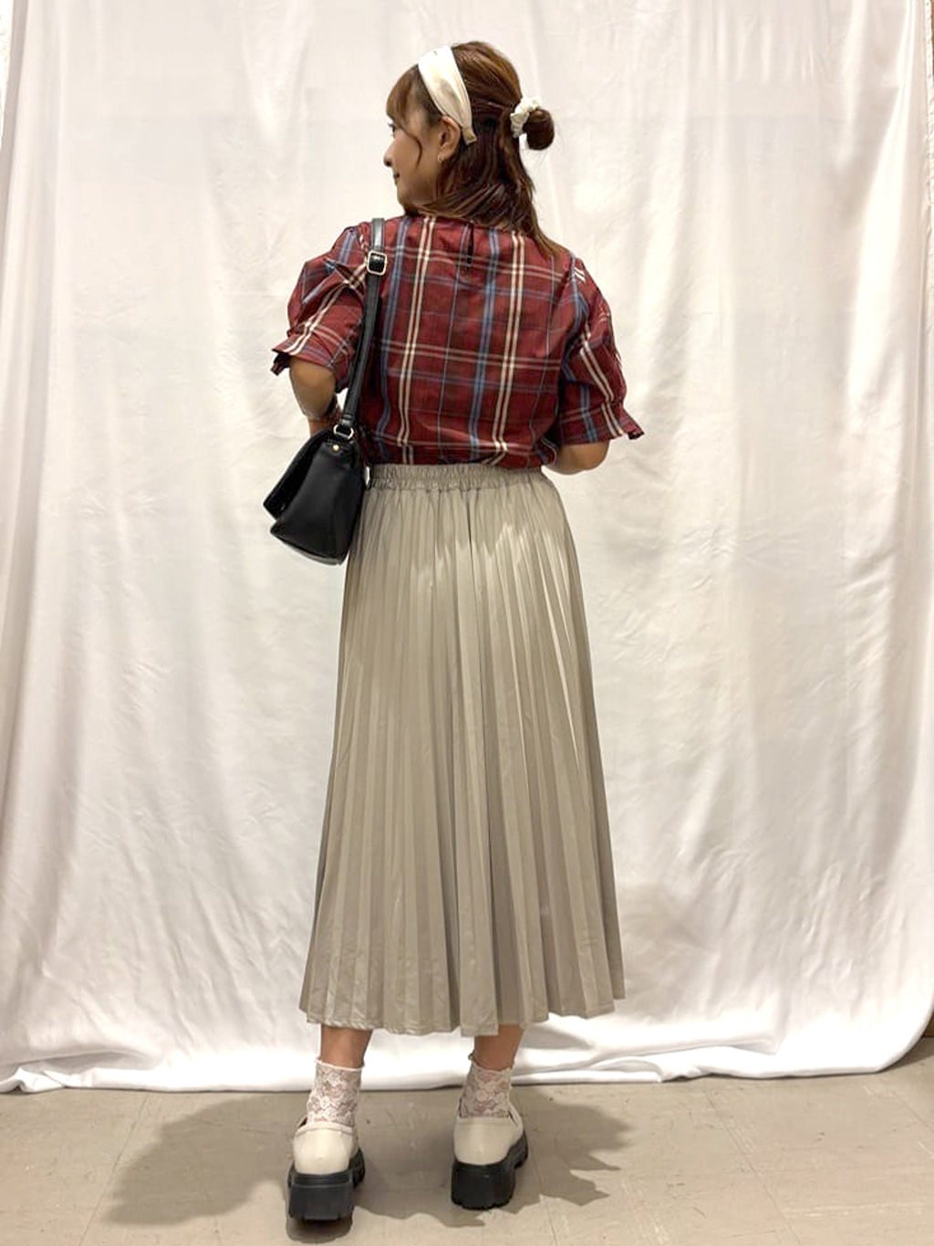 ふくまるさんの「SHOO･LA･RUE｜【S-LL/5分袖】お袖タックできれいに魅せる 大人のチェックブラウス」を使ったコーディネート