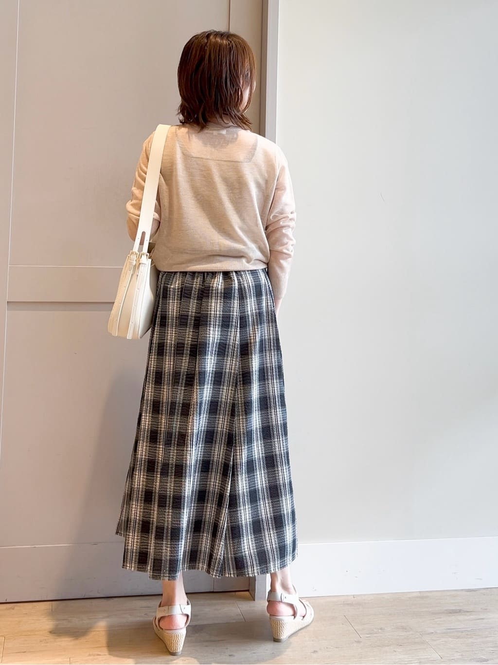 yamakoさんの「grove｜【雑誌掲載】洗えるシアーカーディガン」を使ったコーディネート