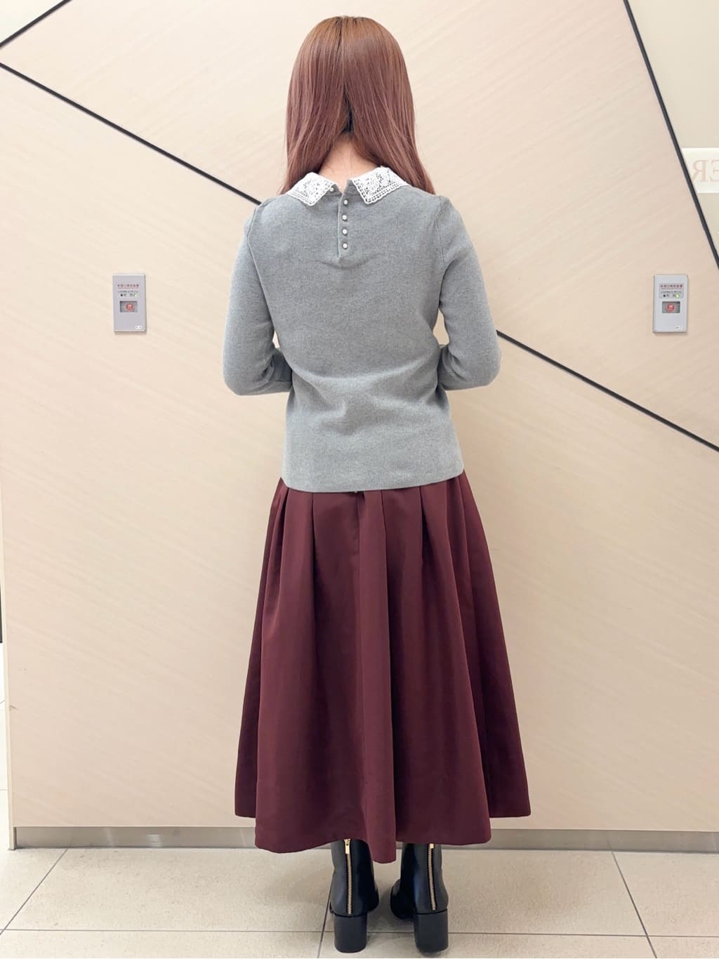 Rinaさんの「DRESSTERIOR｜2WAYレースカラーニット」を使ったコーディネート