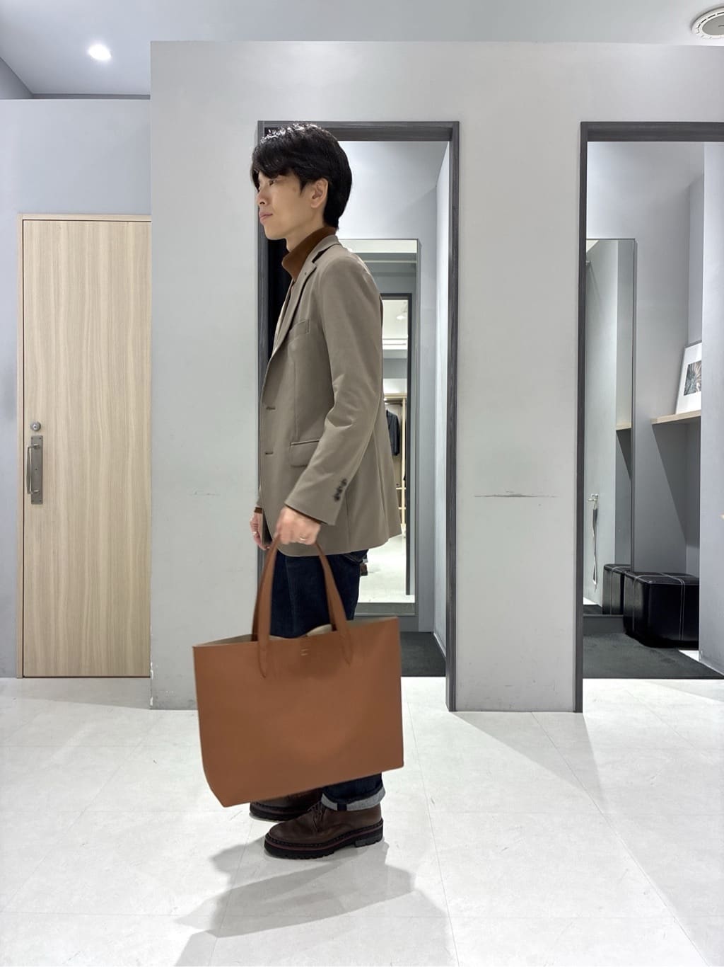 わいずみさんの「TAKEO KIKUCHI｜【360&deg;ストレッチ／セットアップ対応】None Of Stress ジャケット」を使ったコーディネート