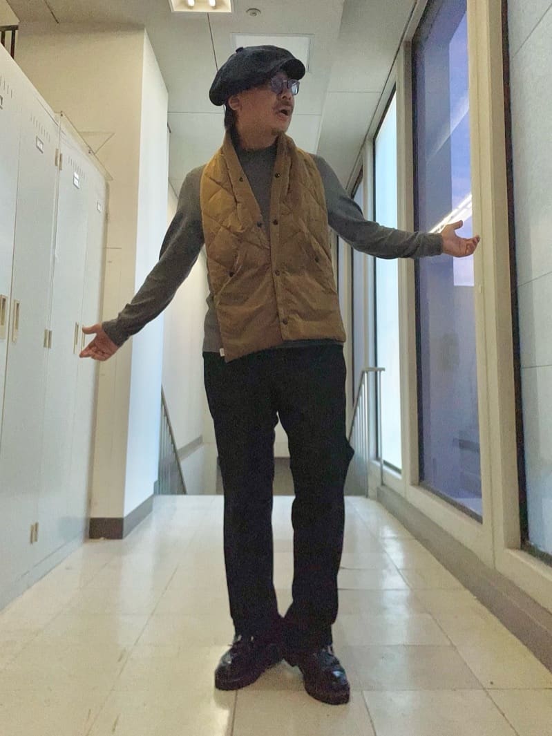 MAKOTO AIさんの「TAKEO KIKUCHI｜ハイゲージ モックネック ニット プルオーバー」を使ったコーディネート