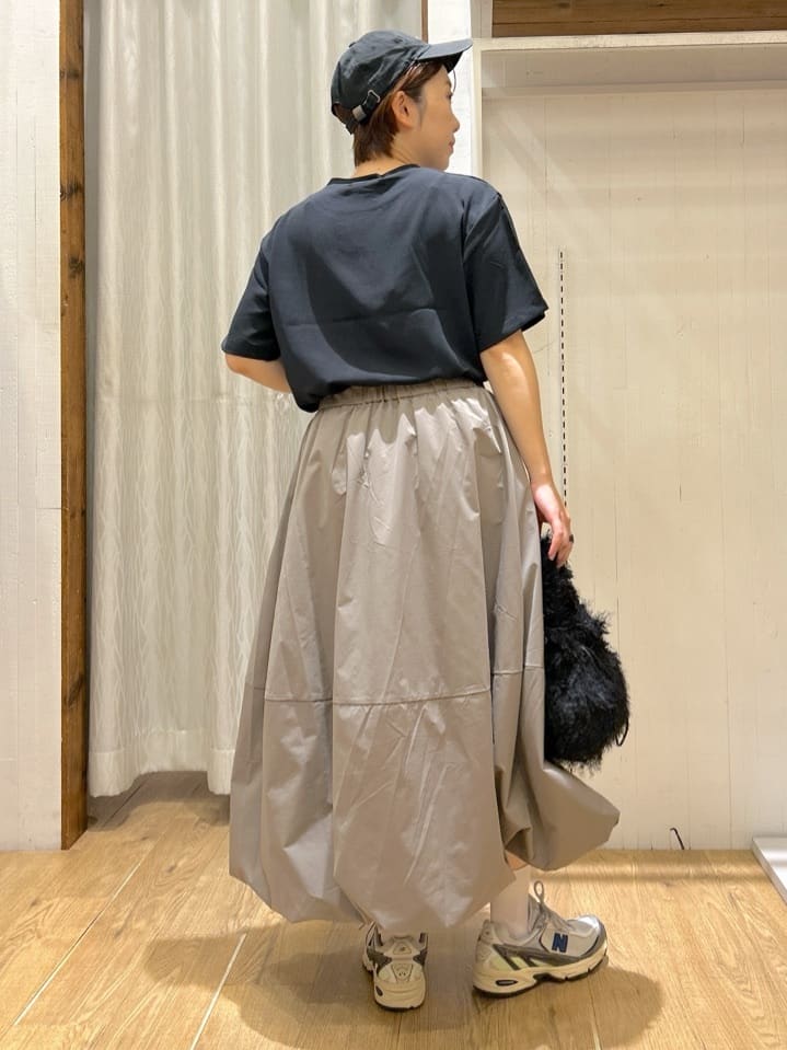 ga_riさんの「THE SHOP TK｜アソートロゴTシャツ【接触冷感/防シワ/吸水速乾/UVケア/洗濯機OK】」を使ったコーディネート