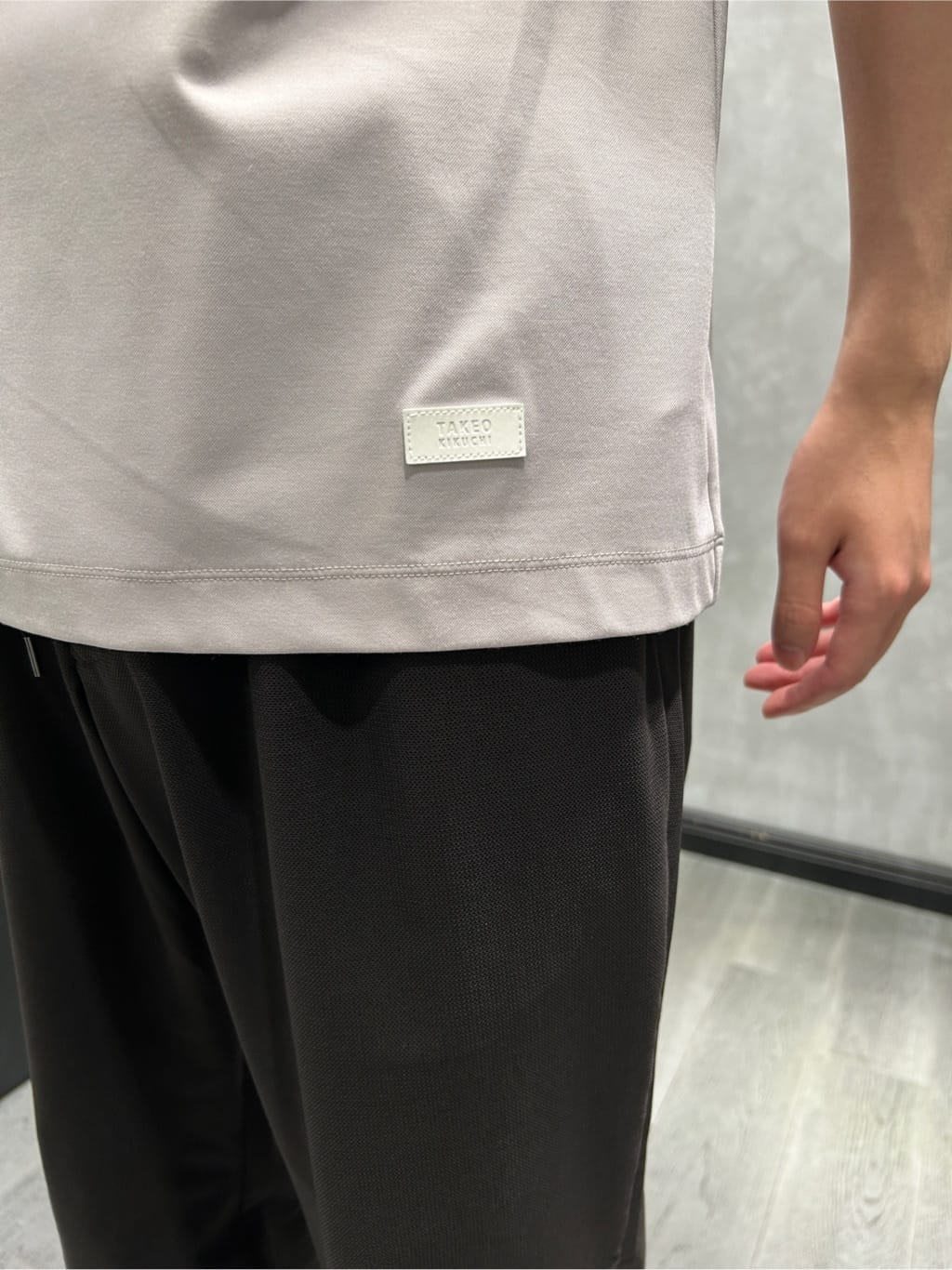 ruiさんの「TAKEO KIKUCHI｜【COOL CITY WEAR】ストライプジャージ ボタンダウンシャツ /接触冷感」を使ったコーディネート