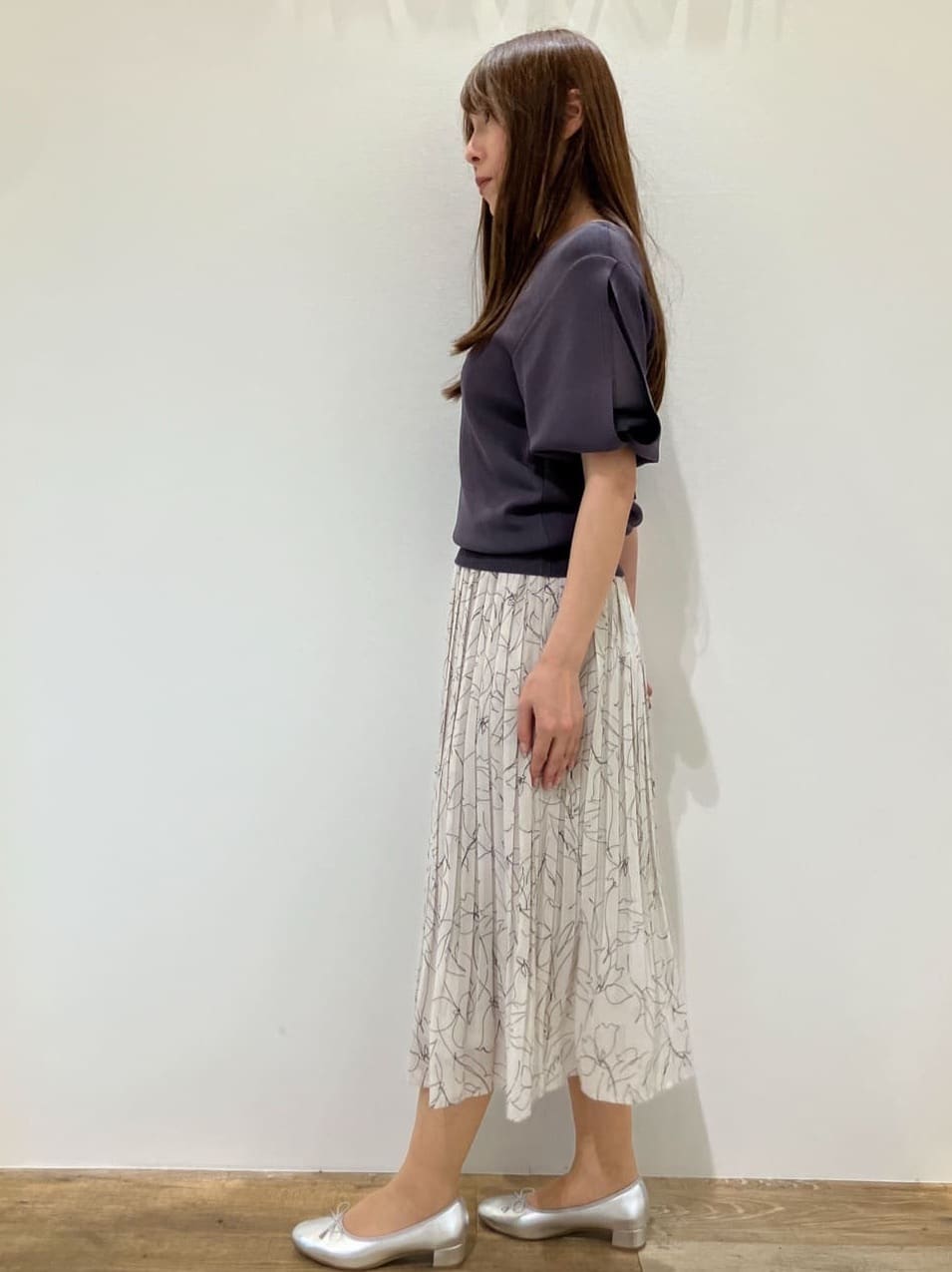 Maruさんの「OPAQUE.CLIP｜《6色展開／XS-LLサイズ》ドライタッチ デザインスリーブニット【洗濯機洗い可／接触冷感／抗ピル】」を使ったコーディネート