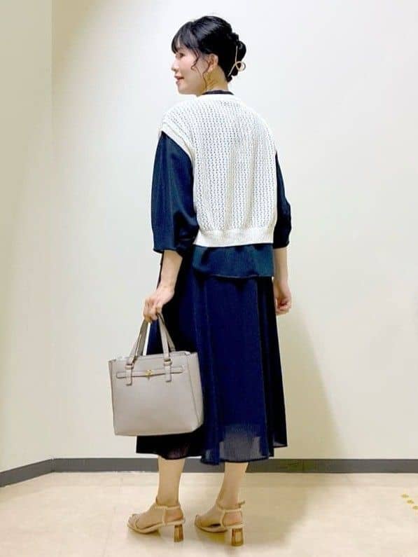  beni_gingerさんの「Reflect｜◆【マシンウォッシュ可／セットアップ可】スリーブディティールブラウス」を使ったコーディネート