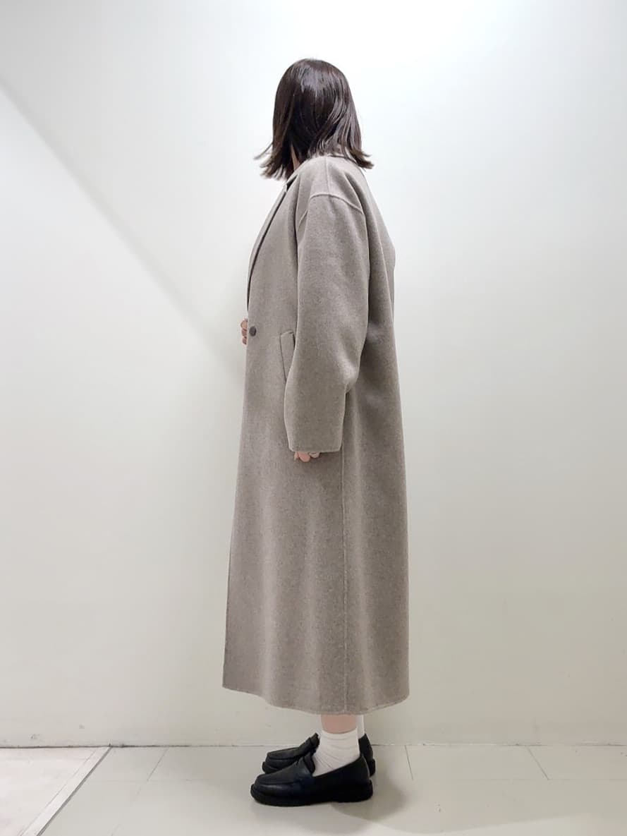 YUIさんの「UNTITLED｜【ロング丈/軽やか】テーラード　リバーコート」を使ったコーディネート
