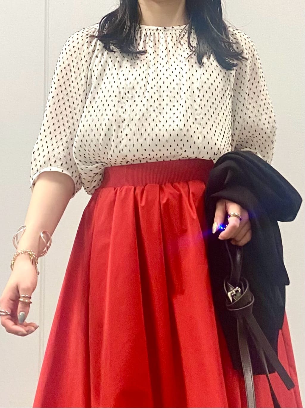 misakiさんの「INDIVI｜リングブレスレット」を使ったコーディネート