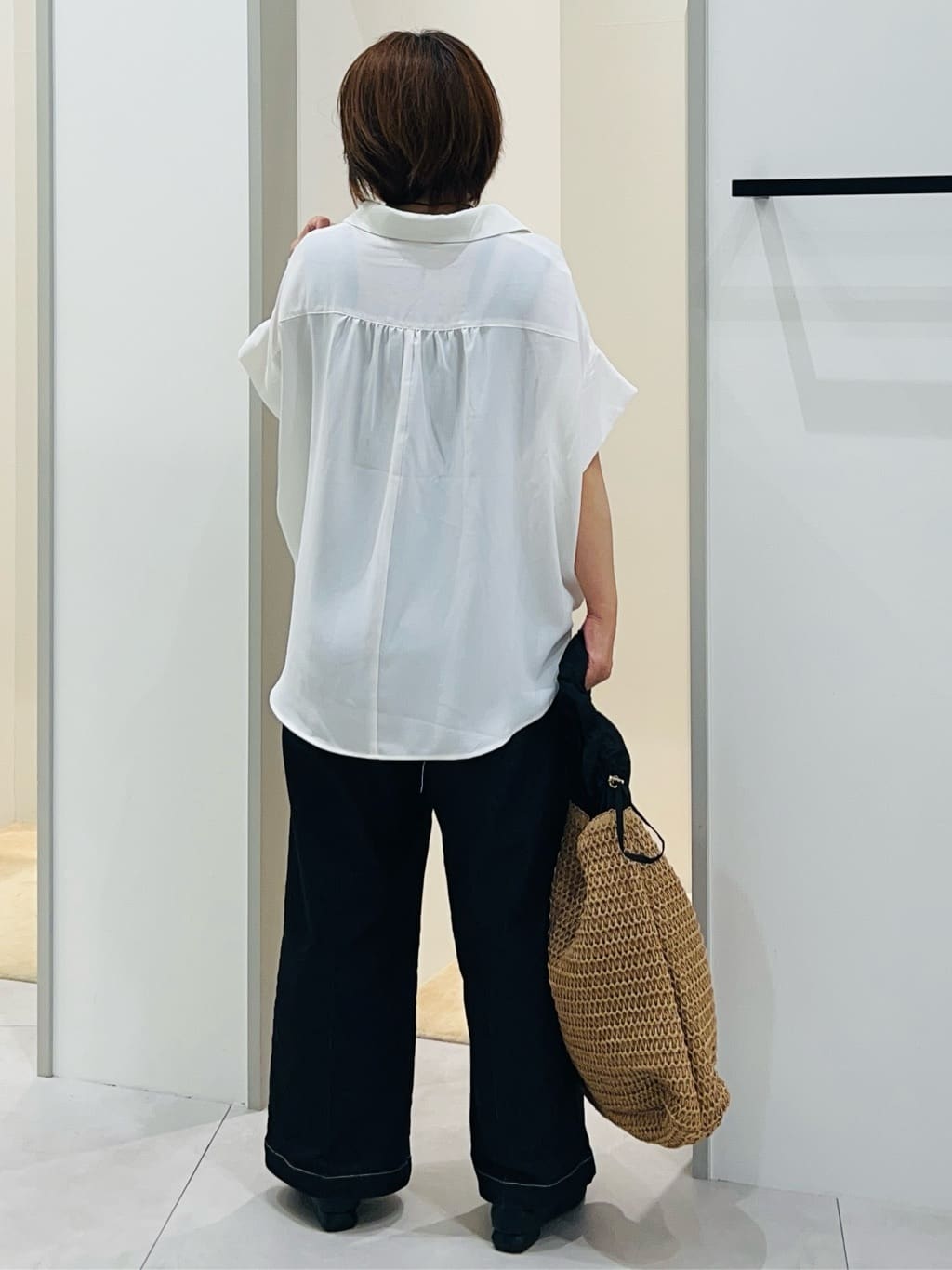 Naruさんの「THE SHOP TK｜◆スキッパーシャツ【防シワ/接触冷感/洗濯機OK/セットアップ可】」を使ったコーディネート