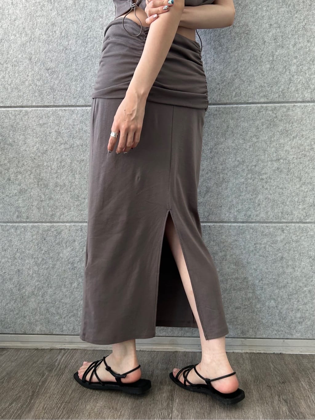 honoka Aさんの「CODE A｜drawstring crop tee」を使ったコーディネート