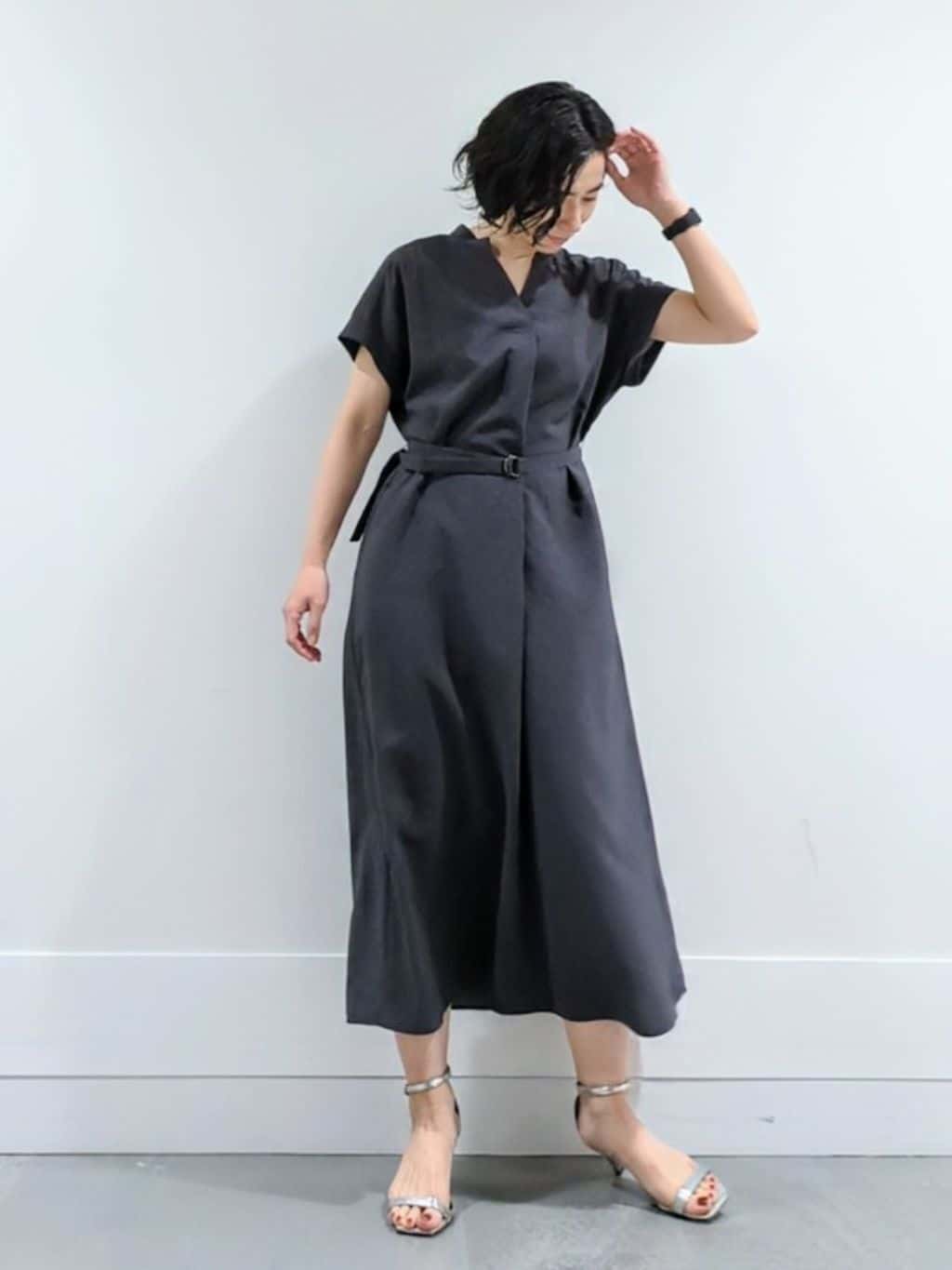 ミズタさんの「UNTITLED｜【UV/はっ水】リラククールワンピース」を使ったコーディネート