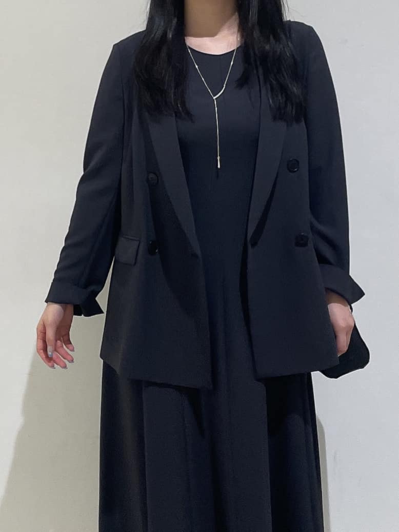 emikaさんの「INDIVI｜【軽く羽織れる！】ダブルジャケット」を使ったコーディネート