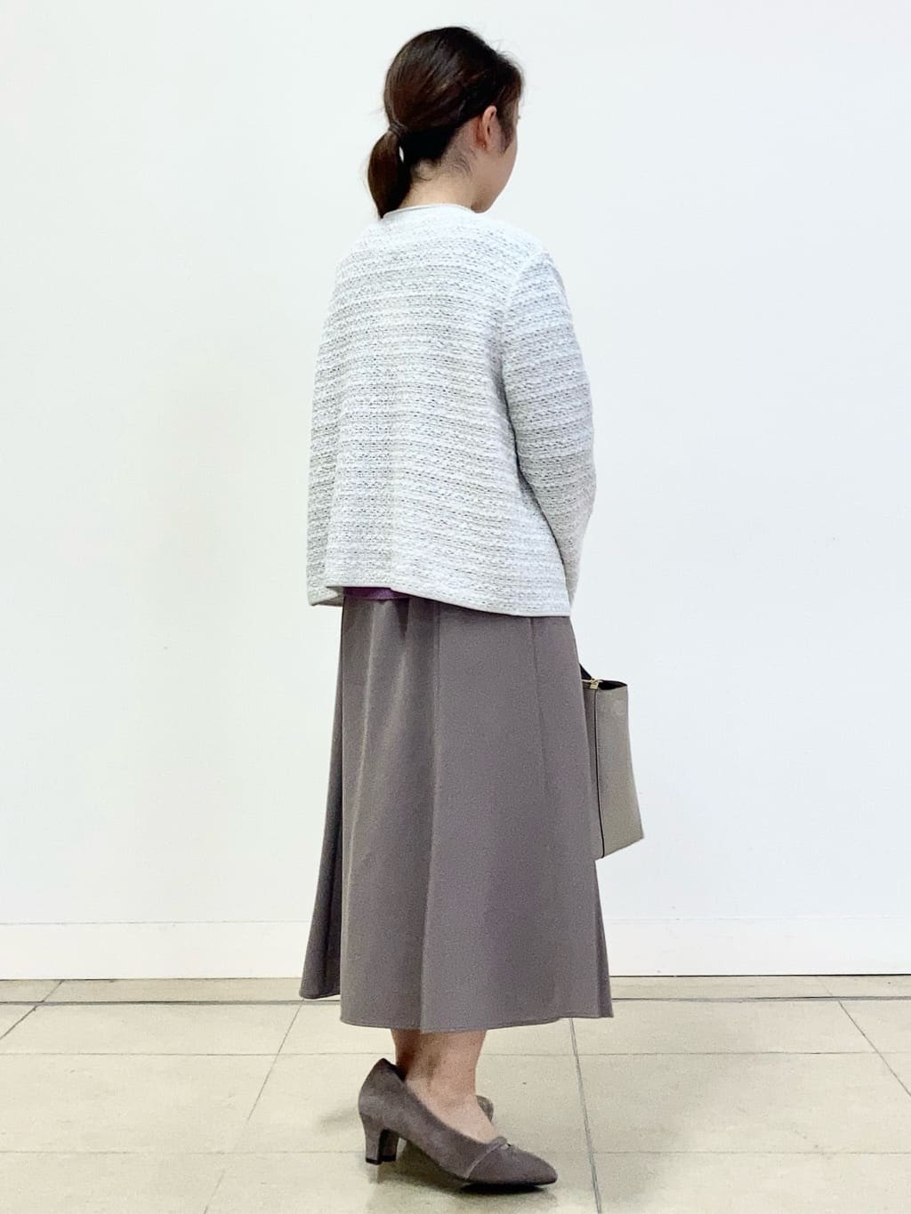 tomominさんの「Reflect｜【ライトアウター／ゆったりシルエット／気軽な羽織に◎】ドライタッチカーディガン」を使ったコーディネート
