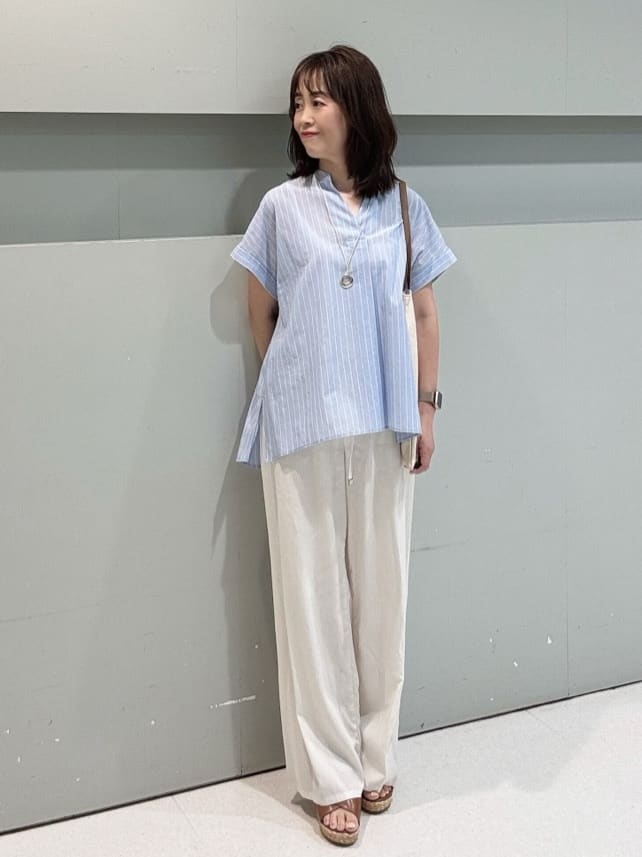 makiさんの「UNTITLED｜【洗える/スキッパー】フレンチスリーブシアーブラウス」を使ったコーディネート