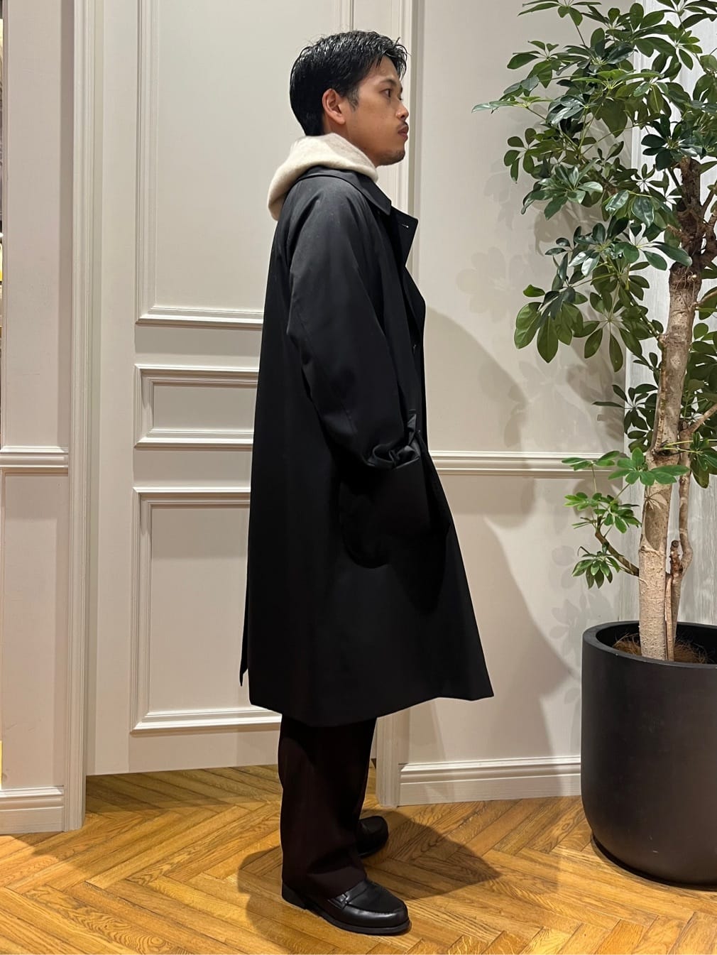 Tokuさんの「DRESSTERIOR｜ウールギャバジン アルスターコート」を使ったコーディネート