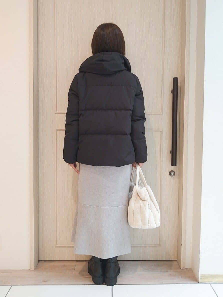mi-saさんの「SHOO･LA･RUE｜【撥水/洗える】ショートフーディーダウン」を使ったコーディネート