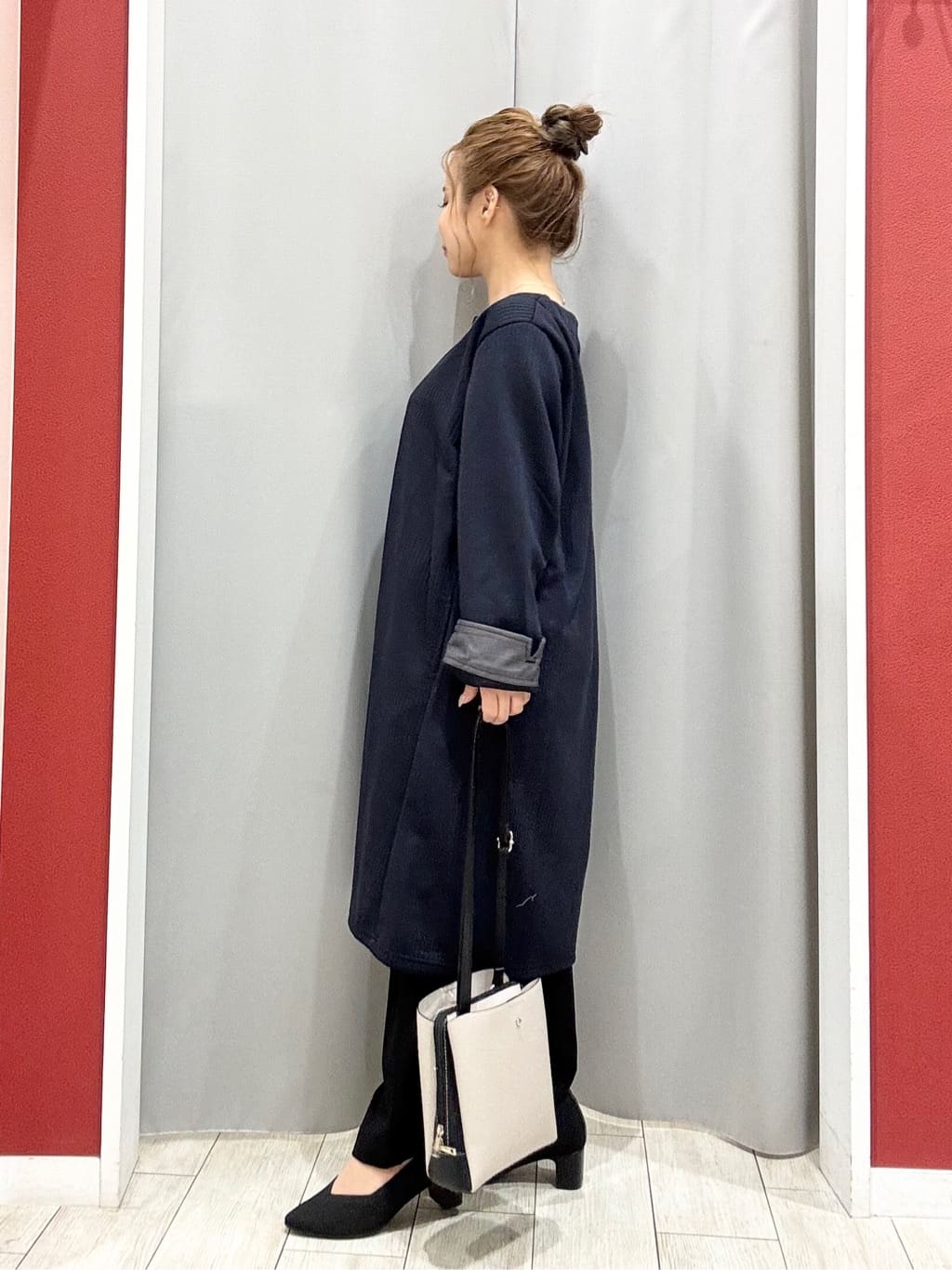 shioさんの「SHOO･LA･RUE｜【洗える/S-LL/美脚シルエット】ハイパーストレッチ テーパードパンツ」を使ったコーディネート