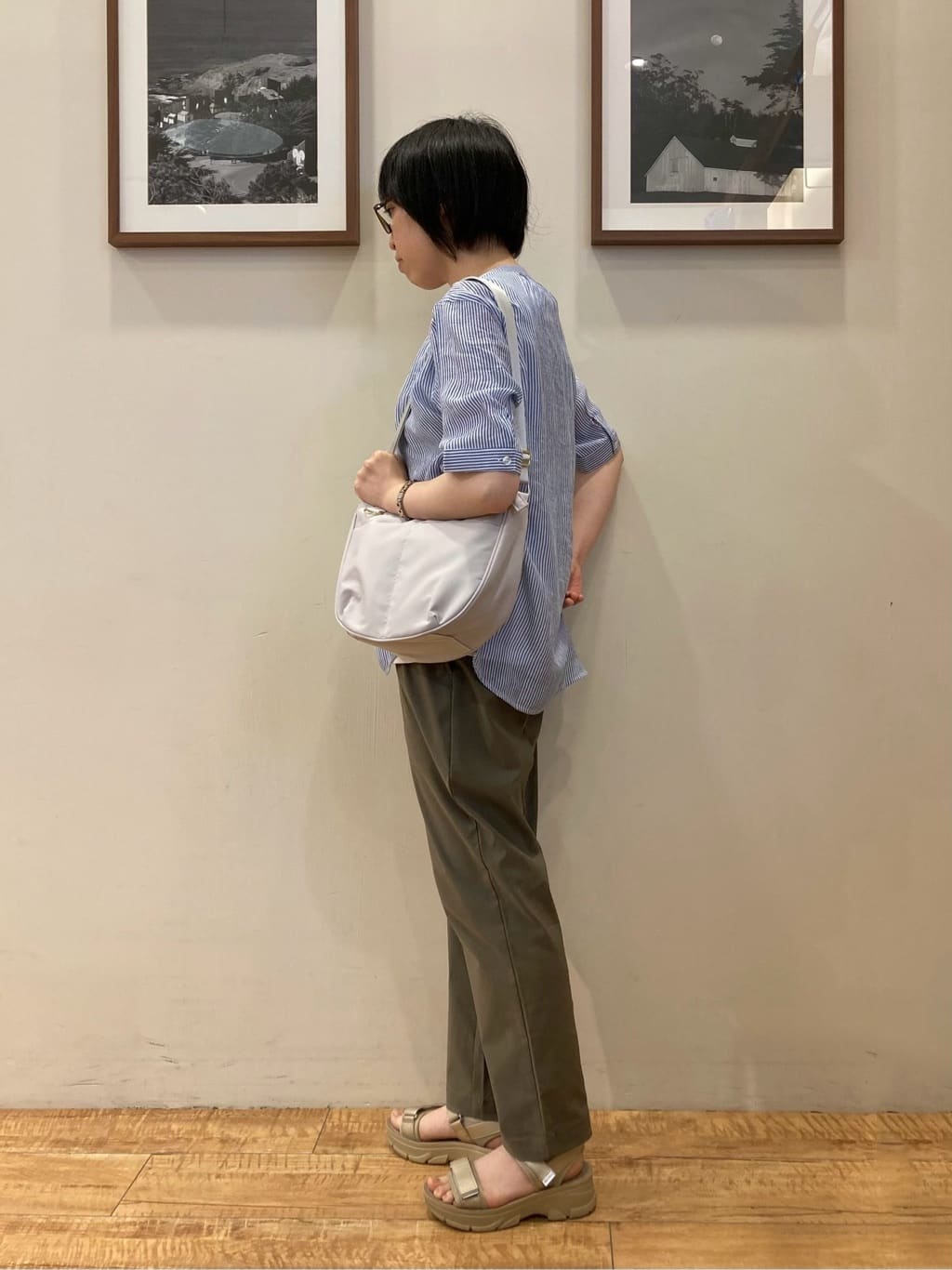 ruさんの「SHOO･LA･RUE｜【洗える/S-LL/美脚シルエット】ハイパーストレッチ テーパードパンツ」を使ったコーディネート